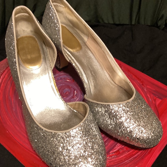 Heels - Picture 8 of 17